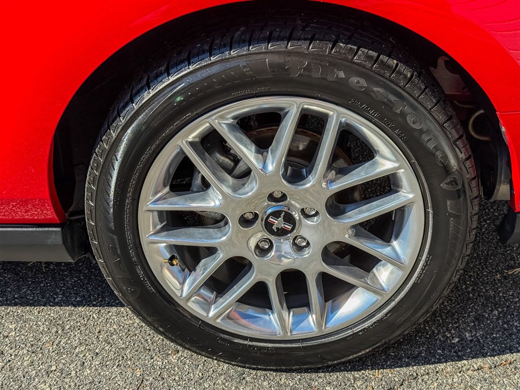 Used 2012 Ford Mustang Premium RWD image 21