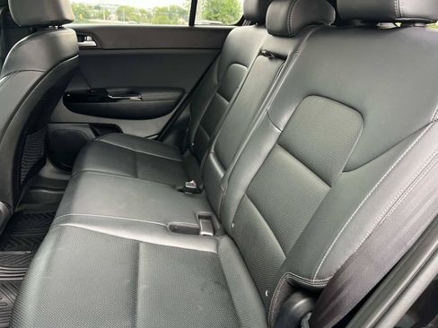 Used 2021 Kia Sportage S w/ S AWD Premium Package image 21