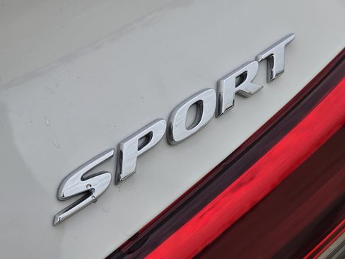 Certified 2024 Honda Civic Sport image 30