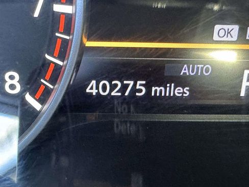 Used 2022 Nissan Pathfinder SL w/ SL Premium Package image 33