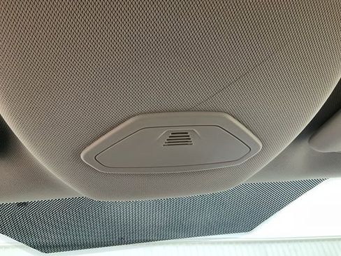 Used 2018 Ford Focus SE image 22