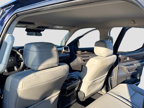 Used 2023 Toyota Tundra SR5 image 6