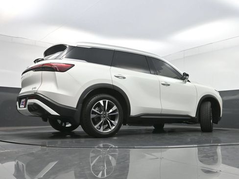 Used 2023 INFINITI QX60 Luxe w/ Cargo Package FWD image 34