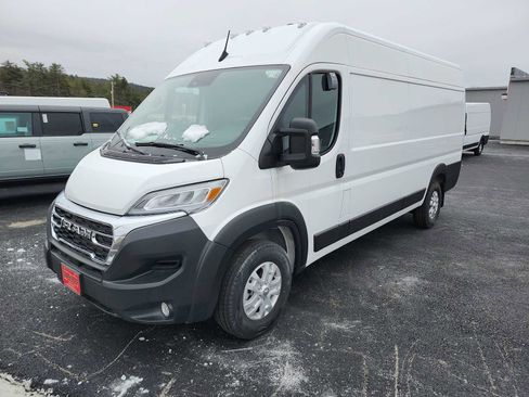 New 2024 RAM ProMaster 3500 w/ Quick Order Package 22G SLT image 1