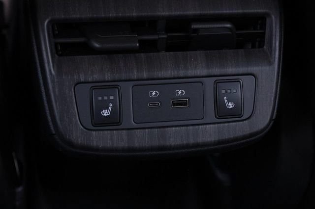 Used 2023 Nissan Ariya FWD image 28