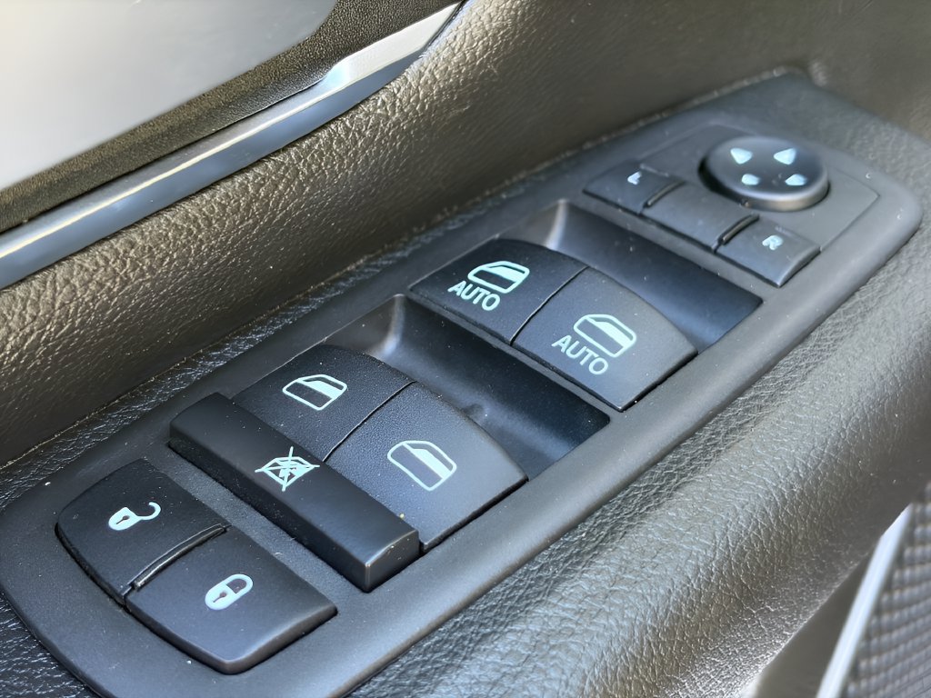 Used 2024 RAM 1500 Big Horn AWD/4WD image 16