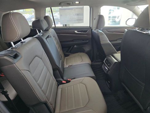 New 2026 Volkswagen Atlas SEL AWD/4WD image 39