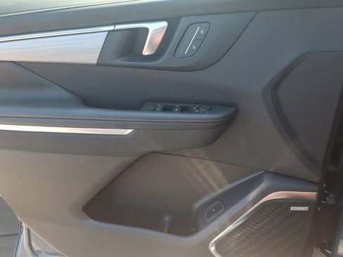 Used 2025 Buick Enclave Preferred FWD image 16