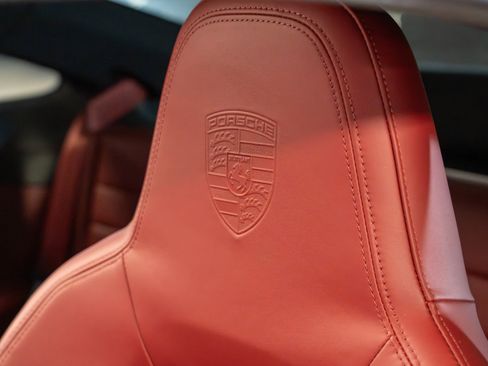Certified 2024 Porsche 911 Carrera S RWD image 18