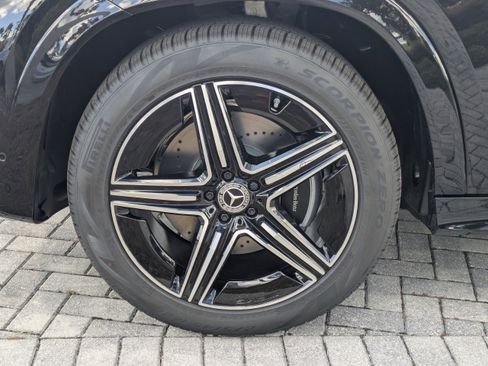 New 2026 Mercedes-Benz GLE 450 4MATIC Coupe image 3