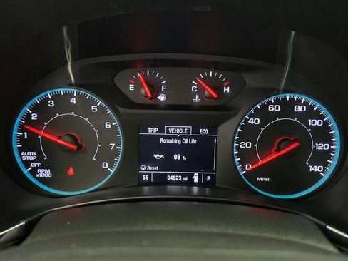 Used 2023 Chevrolet Equinox LS FWD image 11
