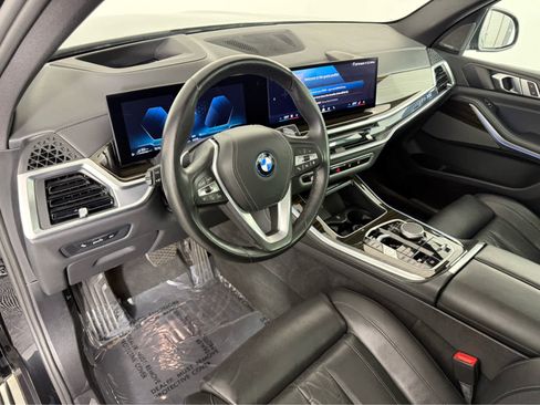 Used 2025 BMW X5 xDrive50e AWD/4WD image 10