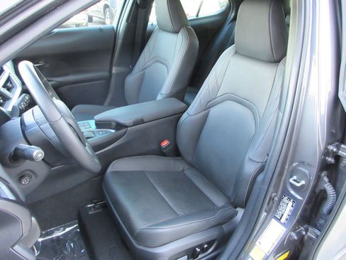 Used 2024 Lexus UX 250h AWD w/ Premium Package image 30