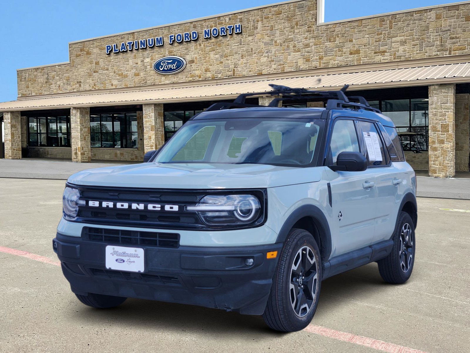 Used 2024 Ford Bronco Sport Outer Banks AWD/4WD image 2