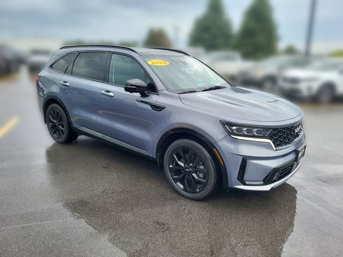 Certified 2022 Kia Sorento SX FWD image 11