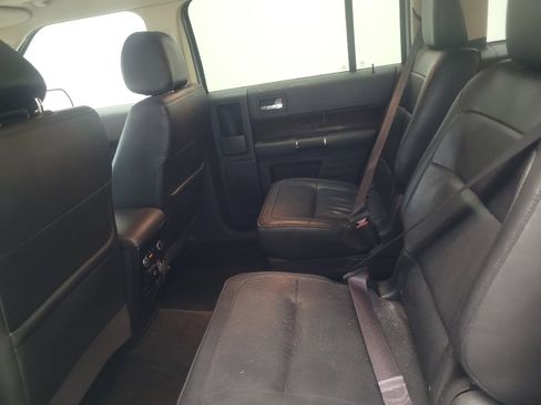 Used 2018 Ford Flex Limited w/ Equipment Group 301A AWD/4WD image 18