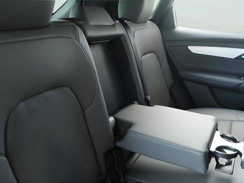 New 2025 VinFast VF 8 Plus AWD/4WD image 23