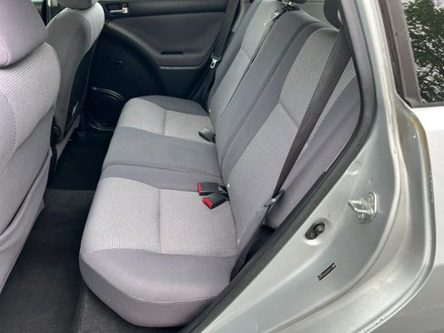 Used 2007 Toyota Matrix XR image 10