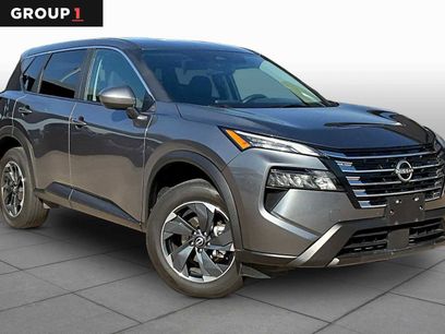 Used 2025 Nissan Rogue SV