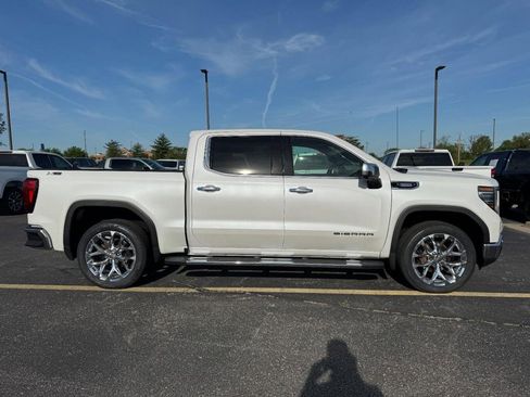 Certified 2025 GMC Sierra 1500 SLT w/ SLT Premium Plus Package AWD/4WD image 1