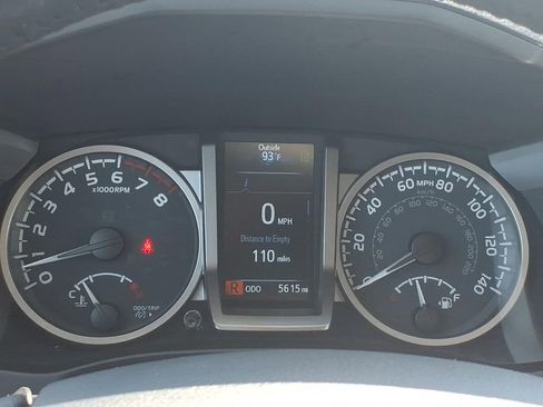 Used 2023 Toyota Tacoma SR5 AWD/4WD image 23