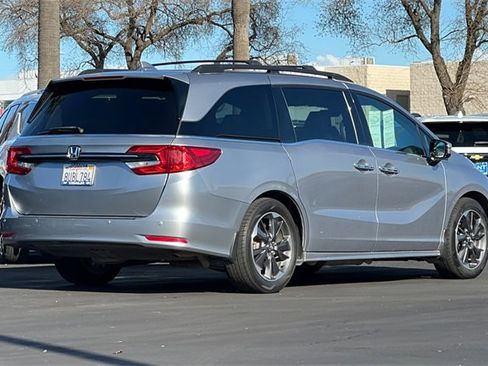 Used 2021 Honda Odyssey Elite image 4