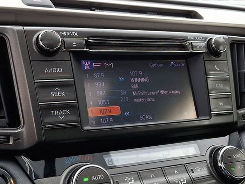 Used 2013 Toyota RAV4 Limited image 20