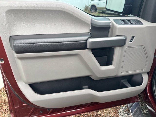 Used 2017 Ford F150 XLT w/ Equipment Group 302A Luxury RWD image 12