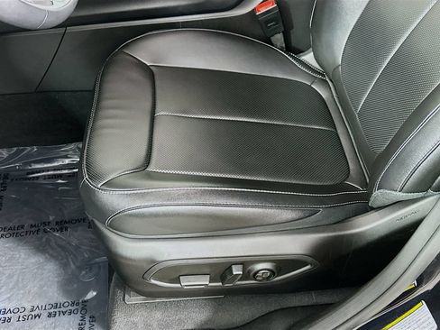 Certified 2024 Jeep Grand Cherokee Limited w/ Luxury Tech Group II AWD/4WD image 31