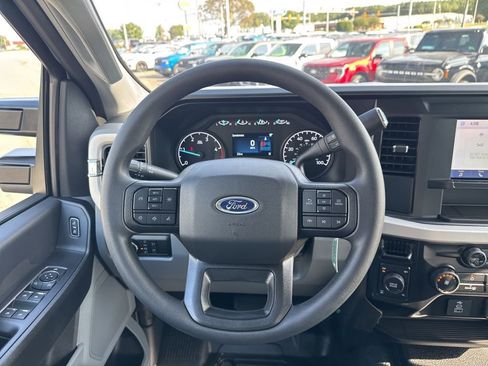 New 2026 Ford F350 XL w/ XL Chrome Package image 23