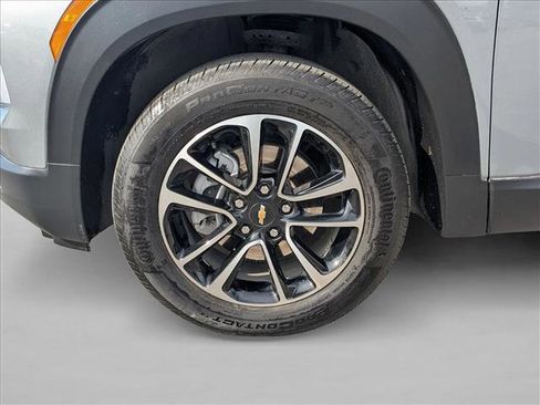 Used 2025 Chevrolet TrailBlazer LT image 21