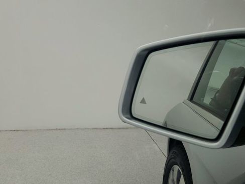 Used 2017 Mercedes-Benz GLS 450 4MATIC image 17