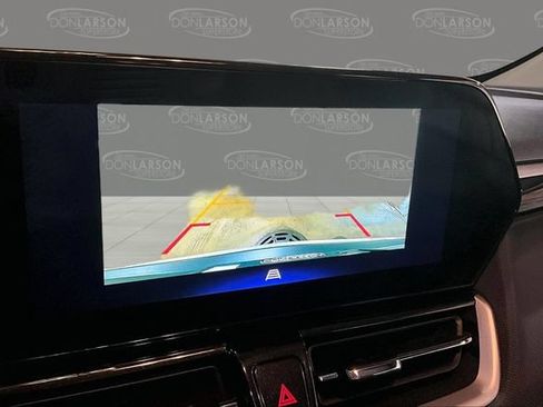 Used 2025 Chevrolet TrailBlazer LT AWD/4WD image 23
