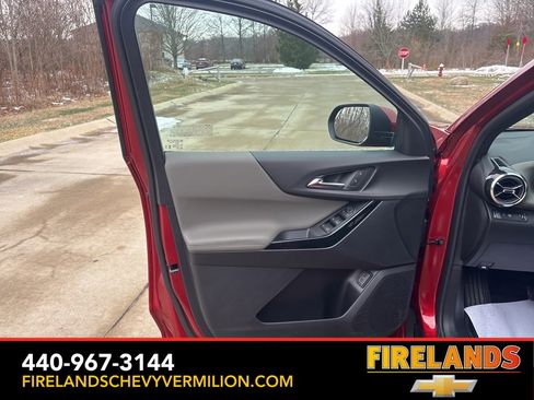 New 2026 Chevrolet Equinox LT w/ Convenience Package II image 13