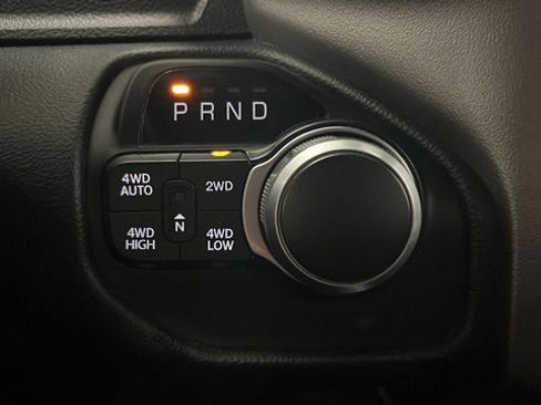 Used 2020 RAM 1500 Big Horn AWD/4WD image 19