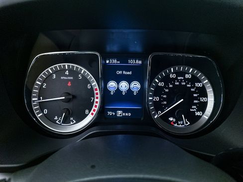 Used 2019 Nissan Titan S image 31