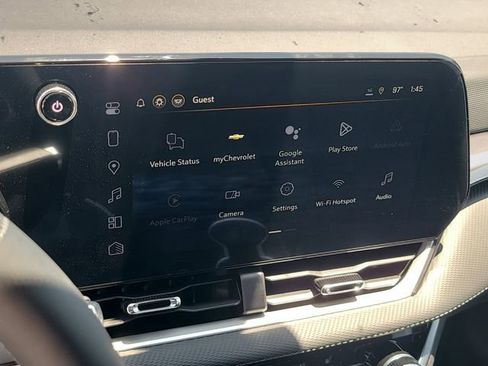 New 2026 Chevrolet Equinox LT w/ Safety and Technology Package FWD image 24