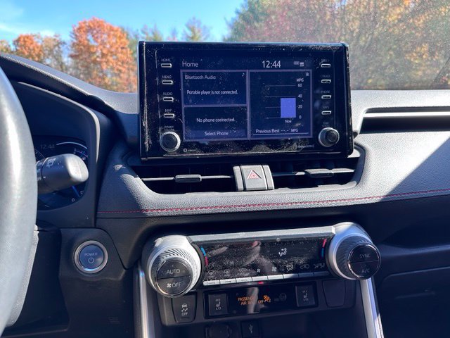 Used 2022 Toyota RAV4 SE w/ Weather & Moonroof Package AWD/4WD image 15
