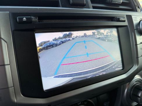 Used 2015 Toyota 4Runner SR5 image 20