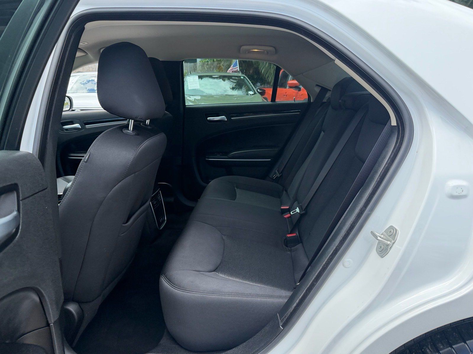 Used 2023 Chrysler 300 Touring RWD image 11
