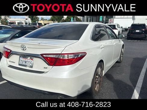 Used 2017 Toyota Camry SE FWD image 2
