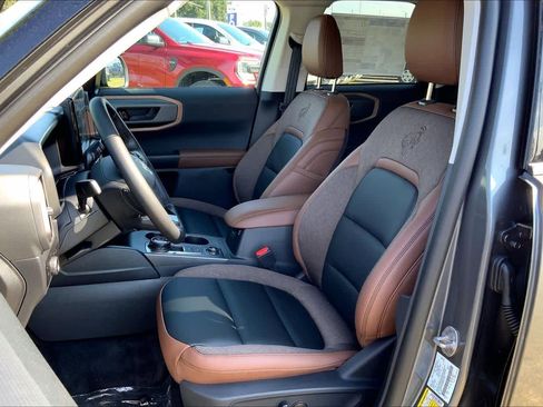 New 2025 Ford Bronco Sport Outer Banks w/ Outer Banks Tech Package+ image 9