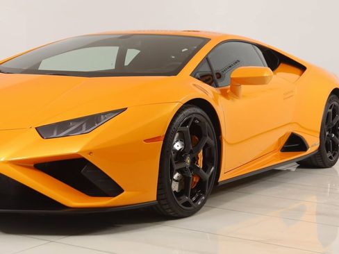 Used 2022 Lamborghini Huracan EVO image 87