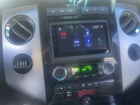 Used 2013 Ford Expedition Limited image 4