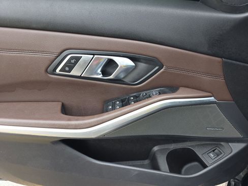 Used 2019 BMW 330i Sedan RWD image 14