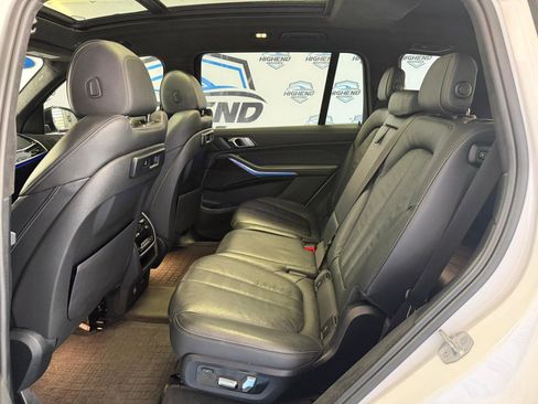 Used 2021 BMW X7 xDrive40i w/ M Sport Package image 20