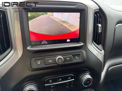 Used 2021 Chevrolet Silverado 1500 Custom Trail Boss w/ LPO, Dark Essentials Package AWD/4WD image 23