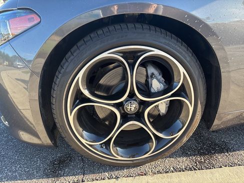 Used 2024 Alfa Romeo Giulia Ti image 13