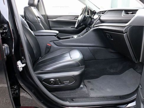 Used 2021 Jeep Grand Cherokee L Limited image 35