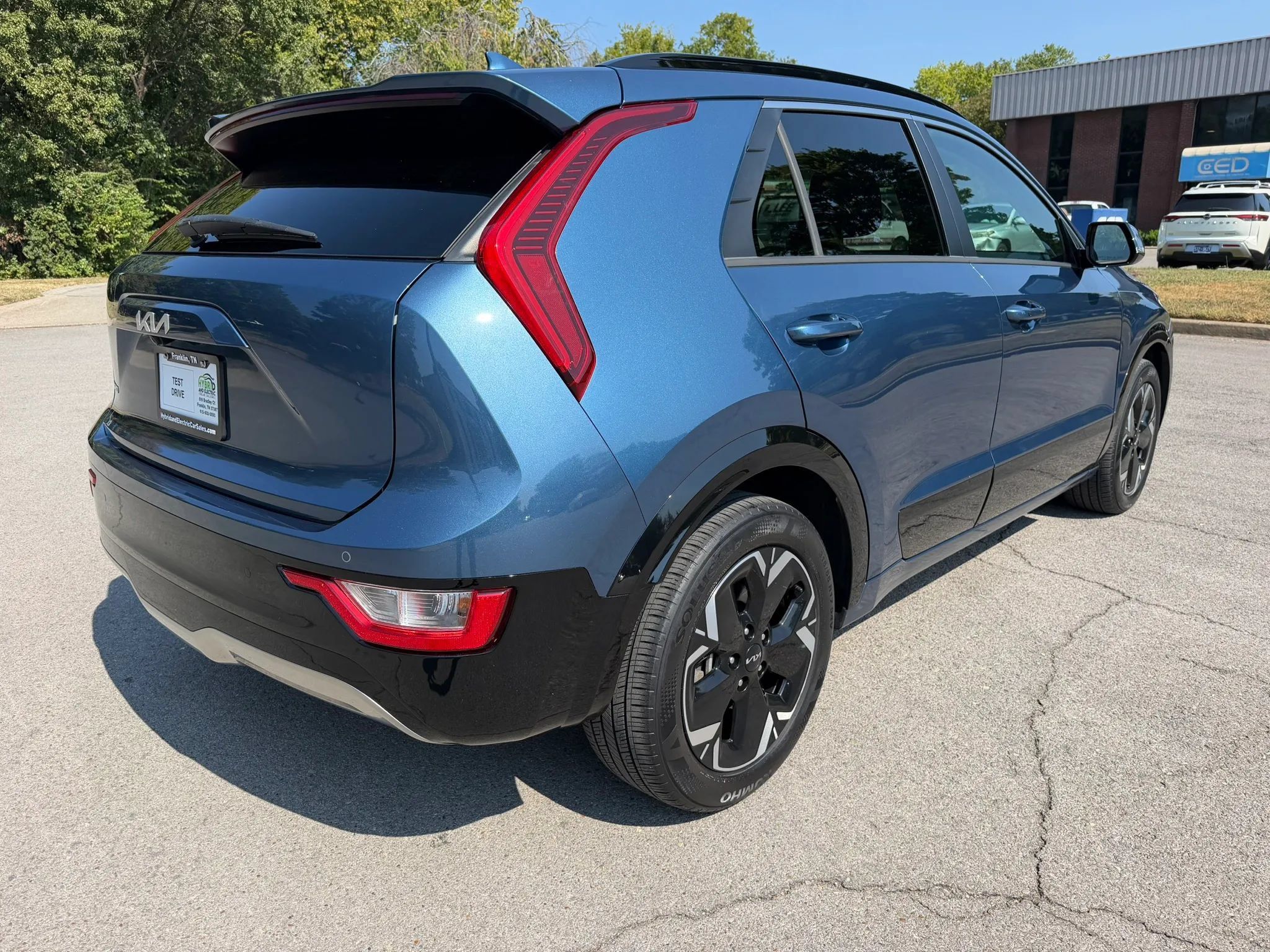 Used 2023 Kia Niro Wind w/ Wind Preserve Package FWD image 4